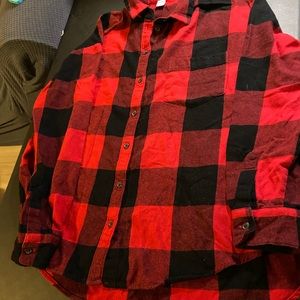 Flannel Boyfriend Style Red Plaid Button-Up Shirt, Size Large